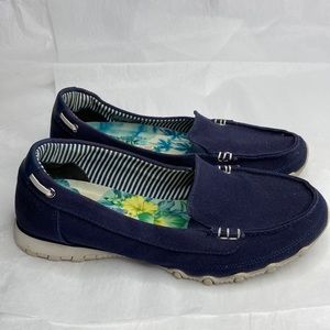 Skechers size 8 blue canvas loafers/boat shoes excellent condition